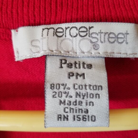 RED SWEATER WITH BLACK SCOOP NECK - Picture 3 of 3